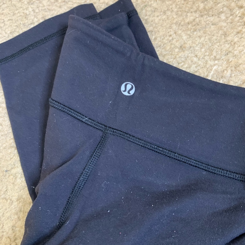 Lululemon leggings - Picture 2 of 3